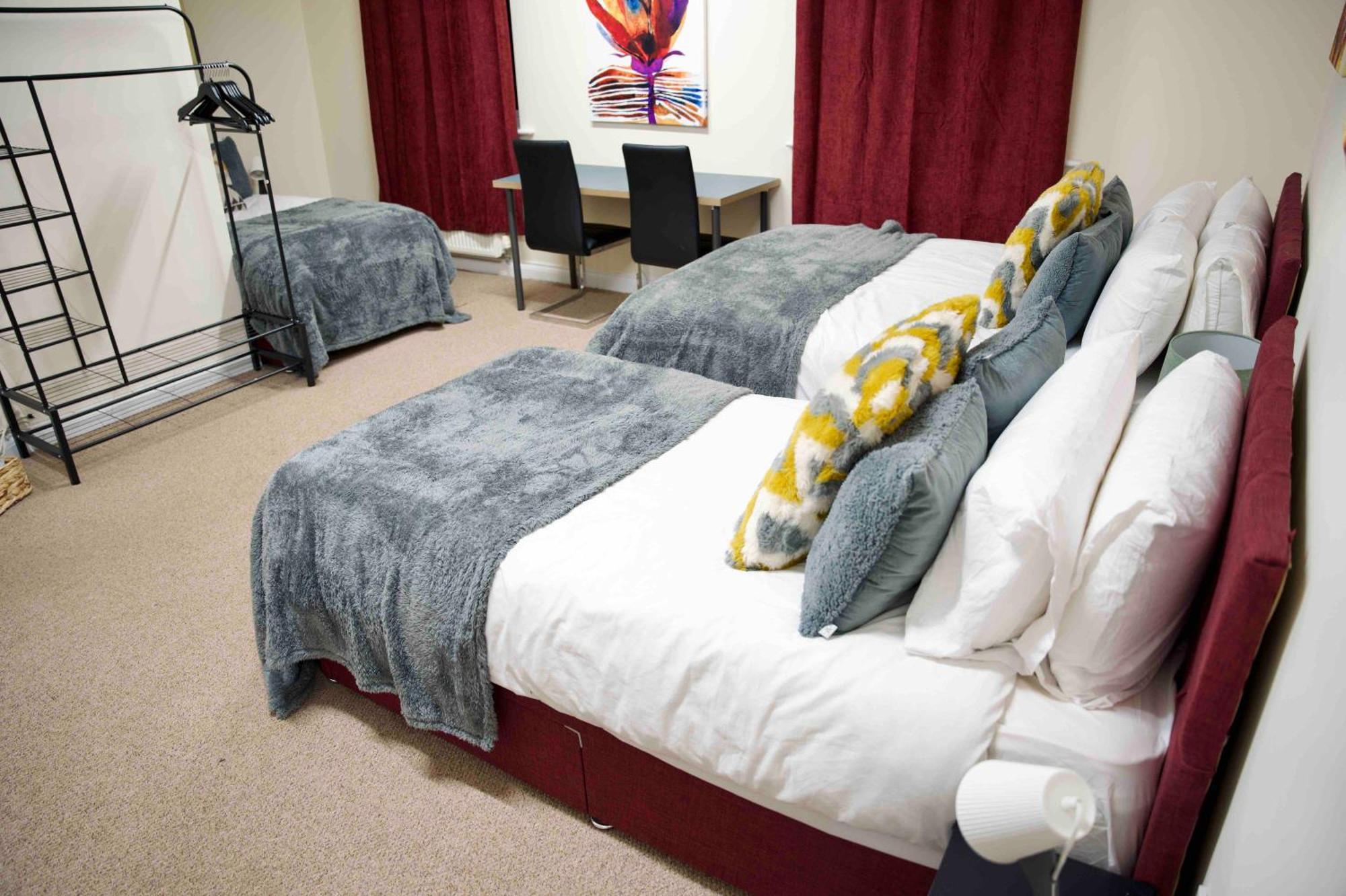 Abington Ccc - Sleeps 15, Balcony, Shower Jets, Cinema & Game Room, Baby Room, Pool Table, Ps5, 30 Games, Wii, Library, Parking, 5 * Northampton