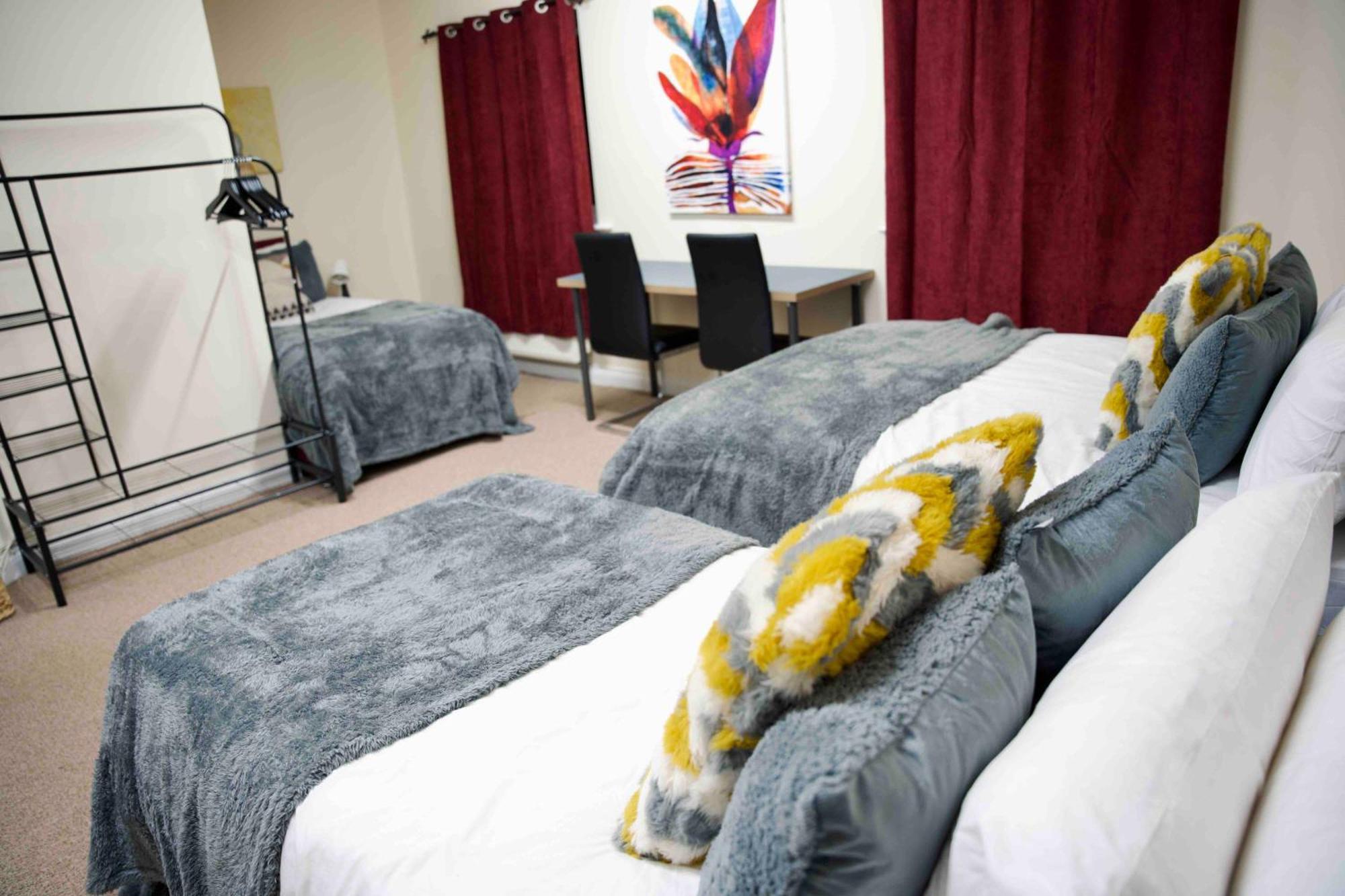 Abington Ccc - Sleeps 15, Balcony, Shower Jets, Cinema & Game Room, Baby Room, Pool Table, Ps5, 30 Games, Wii, Library, Parking, 5 *