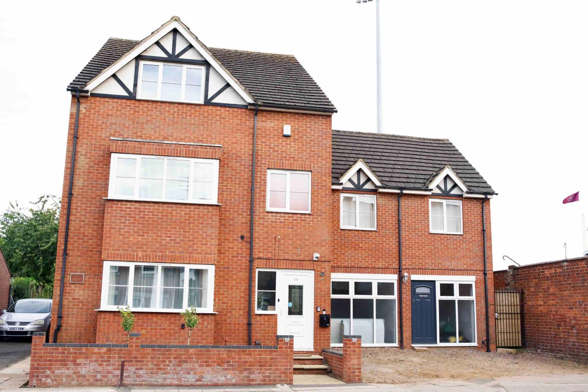 Abington Ccc - Sleeps 15, Balcony, Shower Jets, Cinema & Game Room, Baby Room, Pool Table, Ps5, 30 Games, Wii, Library, Parking, 5 Villa