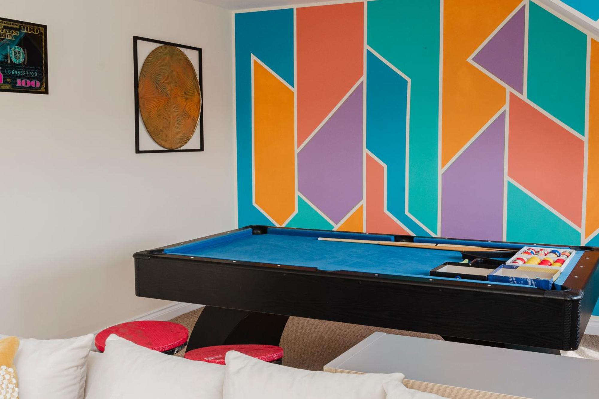 Abington Ccc - Sleeps 15, Balcony, Shower Jets, Cinema & Game Room, Baby Room, Pool Table, Ps5, 30 Games, Wii, Library, Parking, 5
