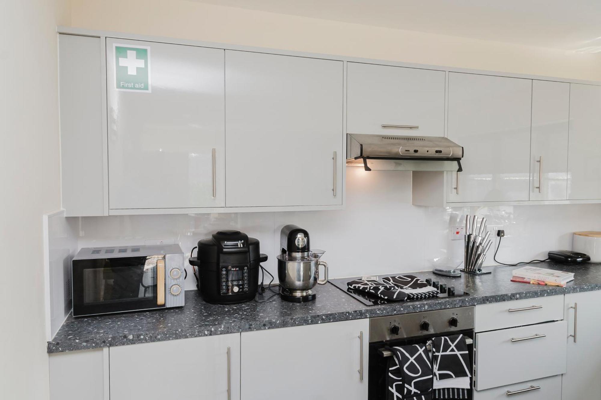 Abington Ccc - Sleeps 15, Balcony, Shower Jets, Cinema & Game Room, Baby Room, Pool Table, Ps5, 30 Games, Wii, Library, Parking, 5 * Northampton